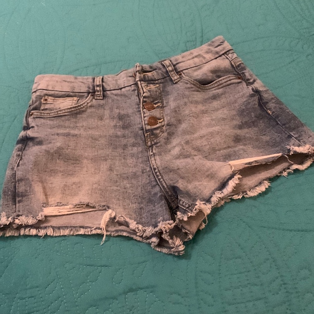 Button Up Mid to High Rise Shorts